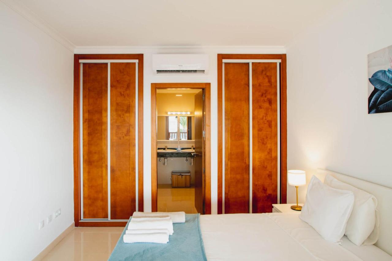 Stylish 6 Bedroom Villa Princesa - Hot Tub - Heated Pool - Near Beach & Waterparks ปลายาบลังกา ภายนอก รูปภาพ